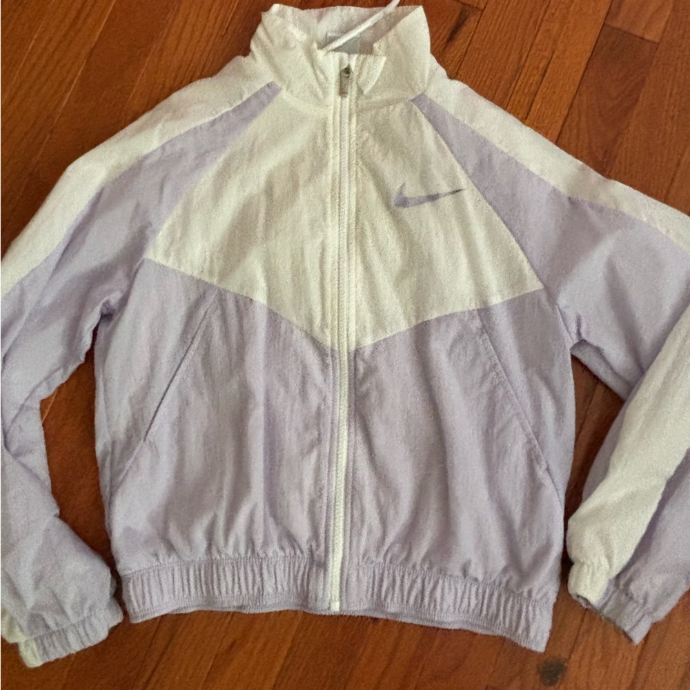 Nike White and Light Purple Jacket - Picture 5 of 5